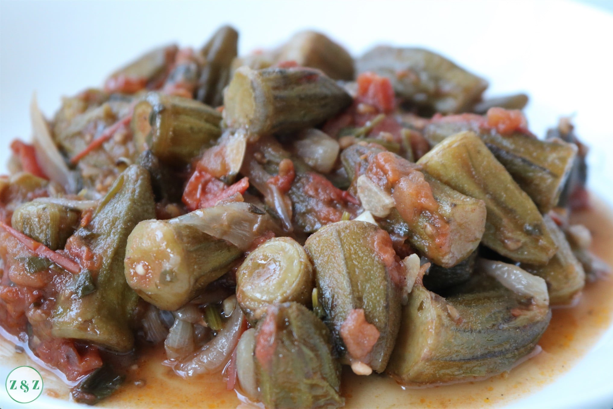 Okra In Tomato Sauce - Vegan Lebanese Recipes by Zaatar and Zaytoun