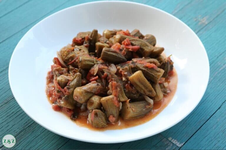 Okra In Tomato Sauce - Vegan Lebanese Recipes by Zaatar and Zaytoun