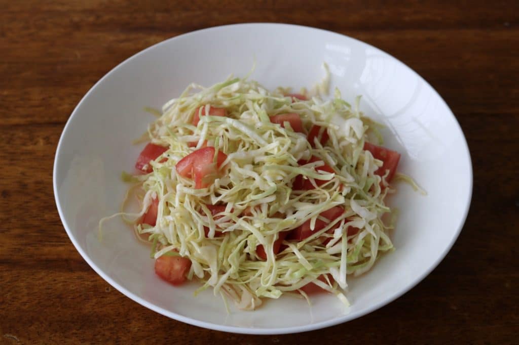 Lebanese cabbage salad 