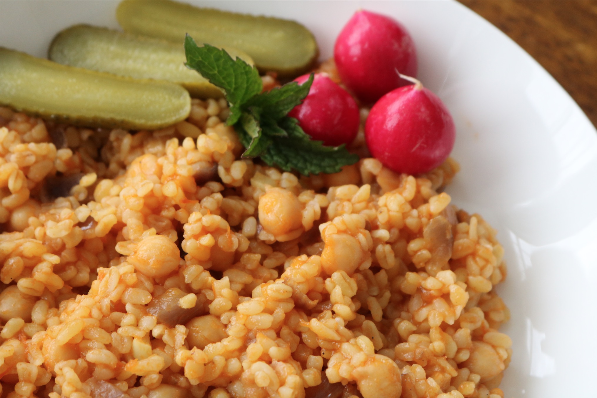 vegan chickpea bulgur and tomato pilaf