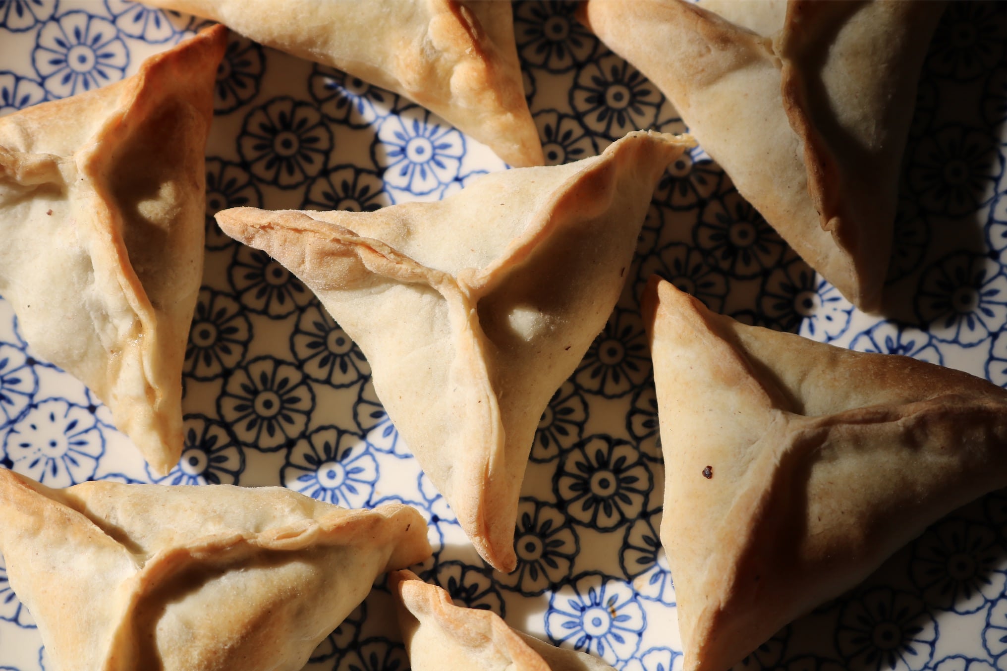 lebanese spinach fatayer