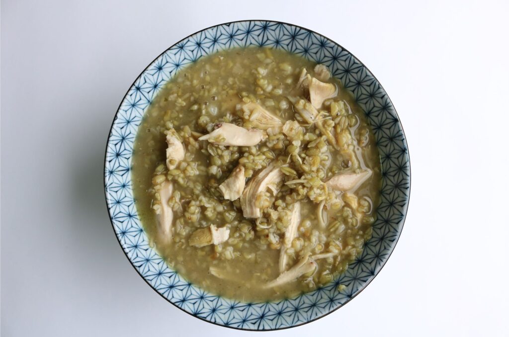 libanesisk freekeh suppe