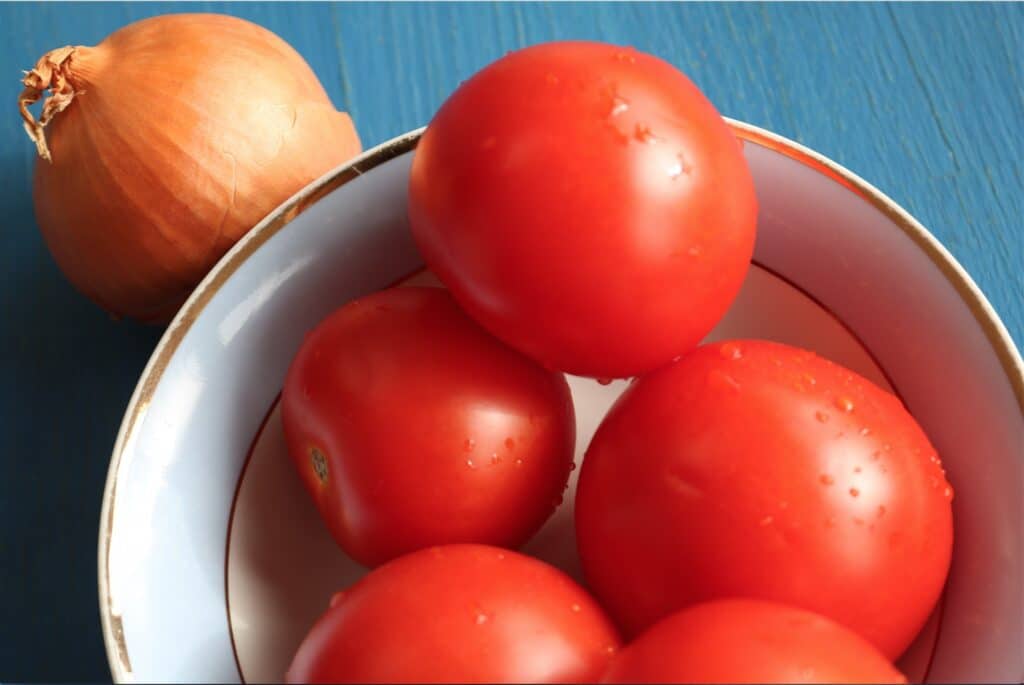 onion tomato