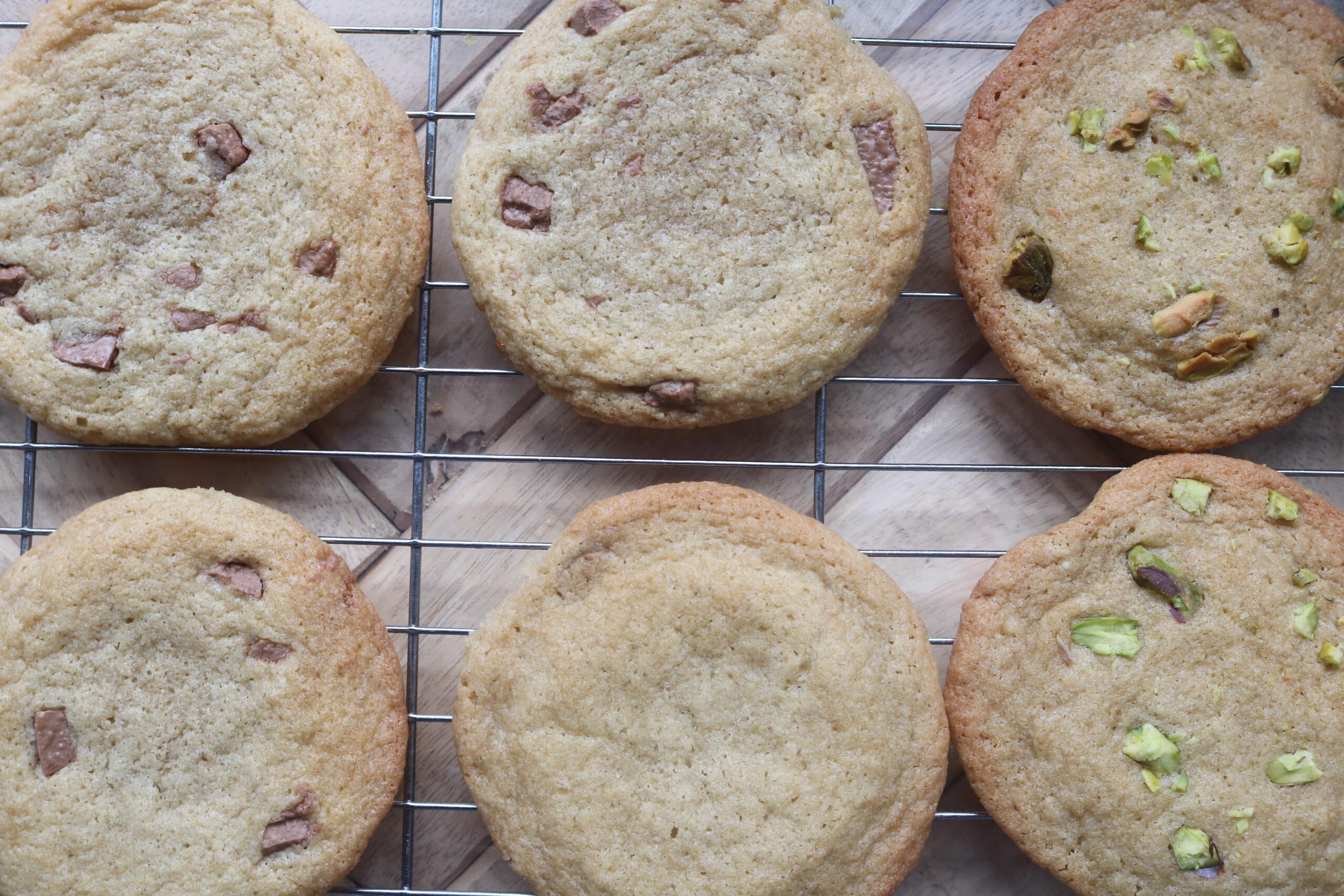 thin chewy crinkly cookies