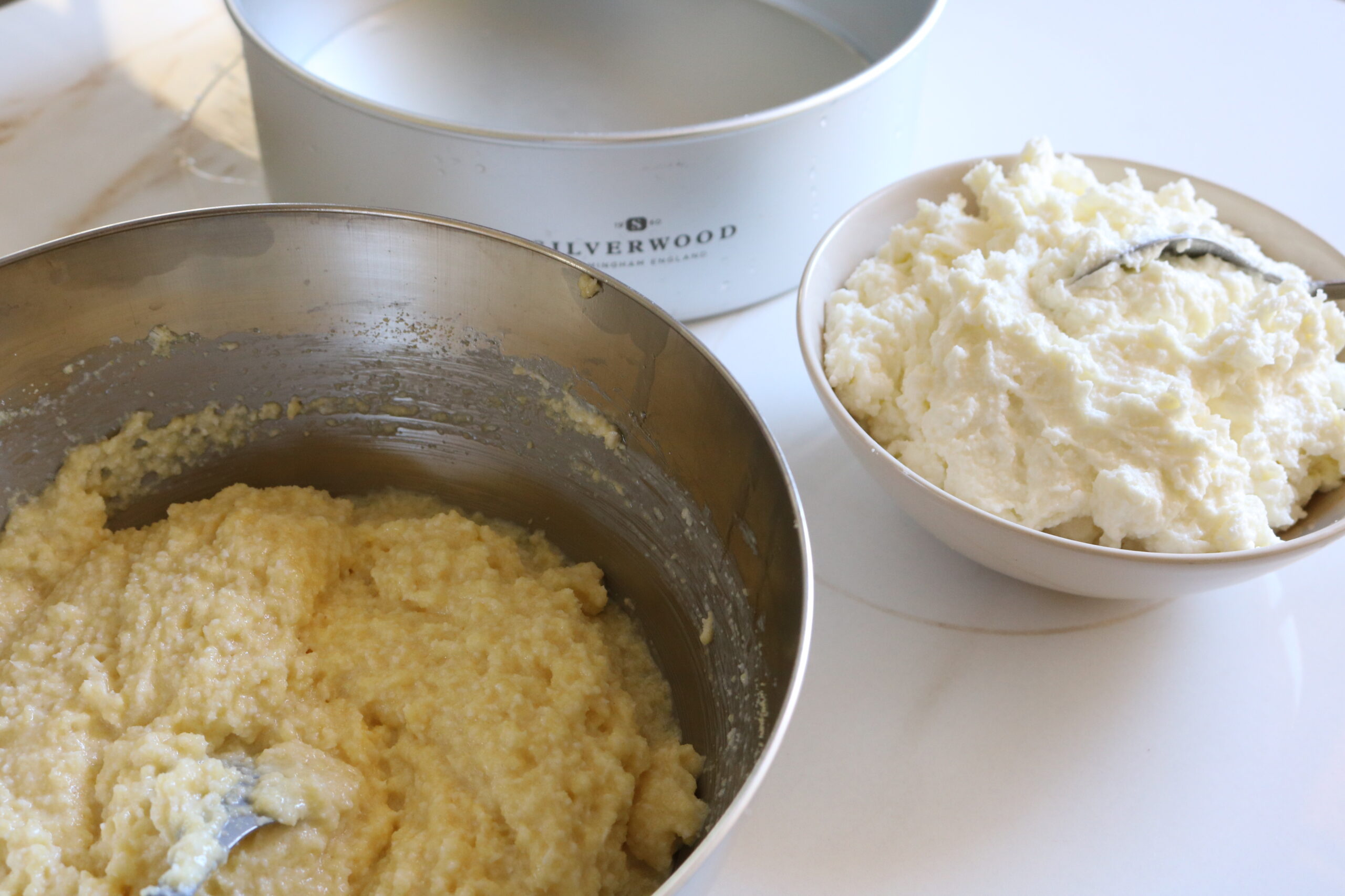 basbousa bi ashta preparation